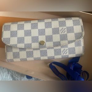 emilie azur louis vuitton wallet